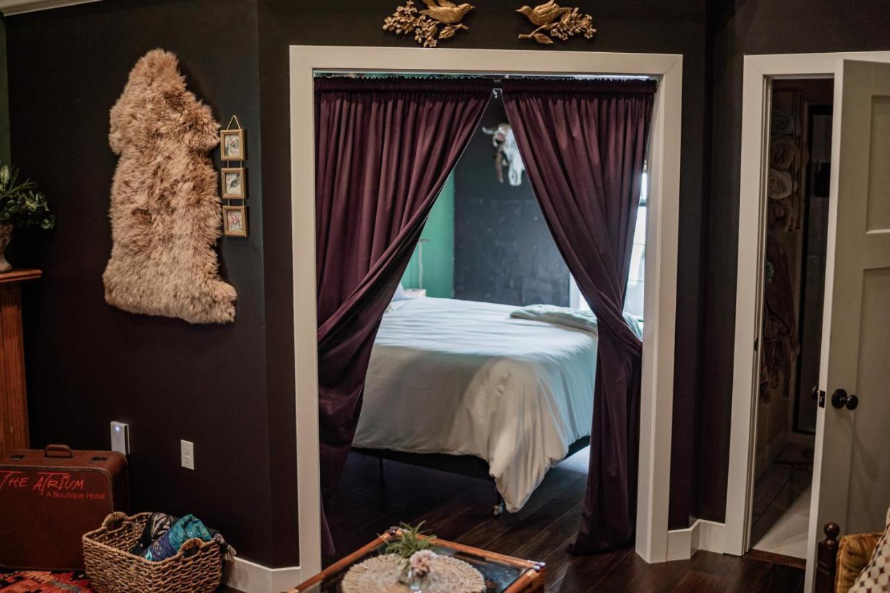 The Atrium - A Boutique Hotel - Suite 17 Perryville ภายนอก รูปภาพ